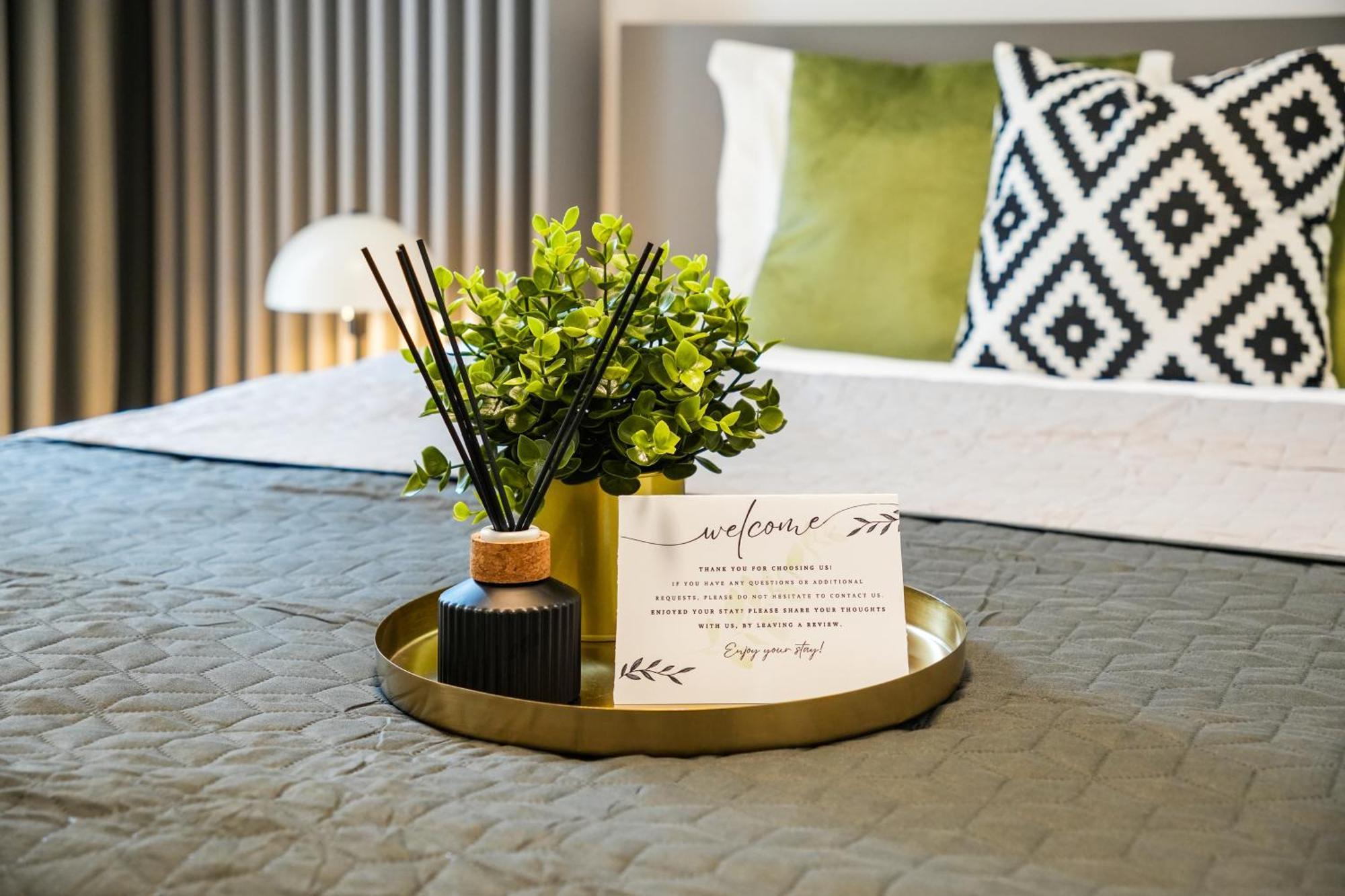 Ana - Cozy & Quiet Apt With Balcony & Garden View Bucureşti Ngoại thất bức ảnh